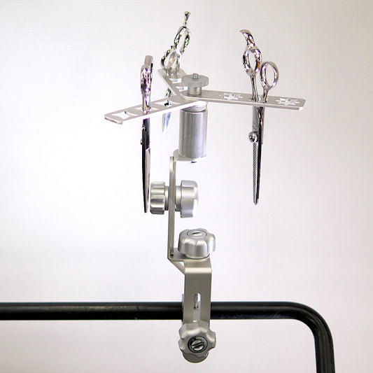 ワゴンの取っ手でも簡単に取付取外しが容易